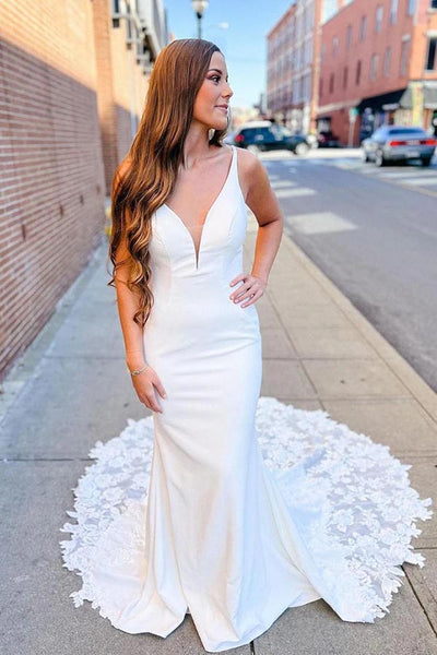 files/IvorySatinMermaidV-neckLaceWeddingDressesWithCourtTrain_MW907_3.jpg