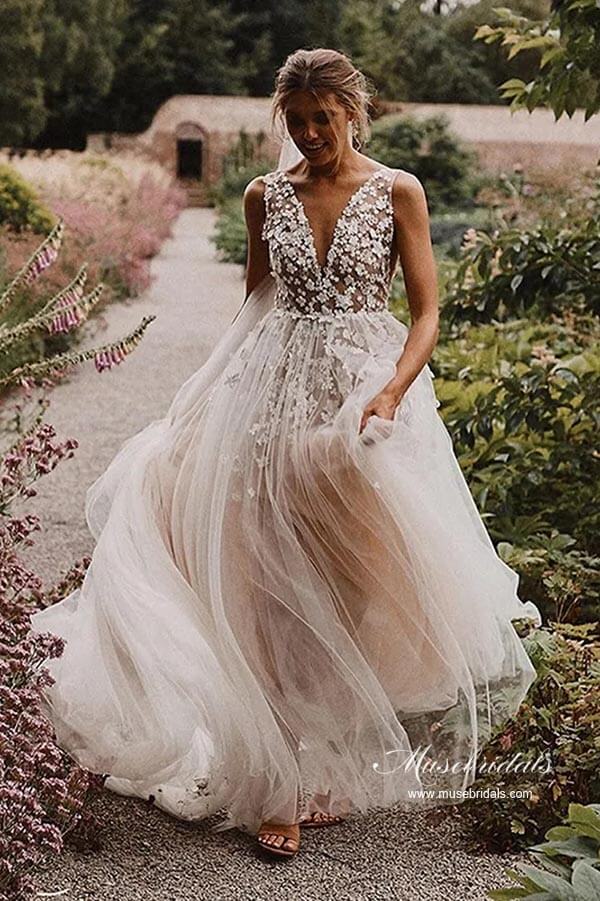 Modest Tulle A-line V-neck Beach Wedding Dresses With Lace Appliques, MW943 Modest Tulle A-line V-neck Beach Wedding Dresses With Lace Appliques, MW943