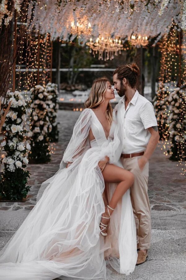 Tulle A-line Deep V-neck Long Sleeves Bohemian Wedding Dresses, MW1044 Tulle A-line Deep V-neck Long Sleeves Bohemian Wedding Dresses, MW1044