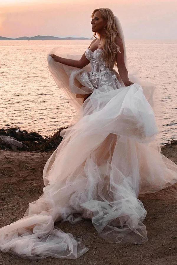 Tulle A-line Sweetheart Lace Appliques Bohemian Wedding Dresses, MW1050 Tulle A-line Sweetheart Lace Appliques Bohemian Wedding Dresses, MW1050