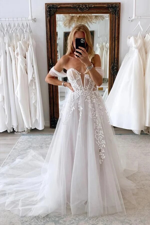 sweetheart neckline beach wedding dress Tulle A Line Neck Lace Appliques Dresses, MW1171 Deep Plunging Neckline Modest Black Long Sleeve Lining:Line the front & back bodice this gown is perfect