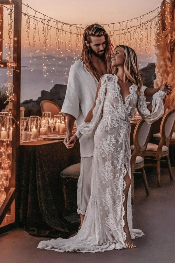 Tulle Sheath V-neck Beaded Lace Appliques Long Sleeve Wedding Dress, MW1046 Tulle Sheath V-neck Beaded Lace Appliques Long Sleeve Wedding Dress, MW1046