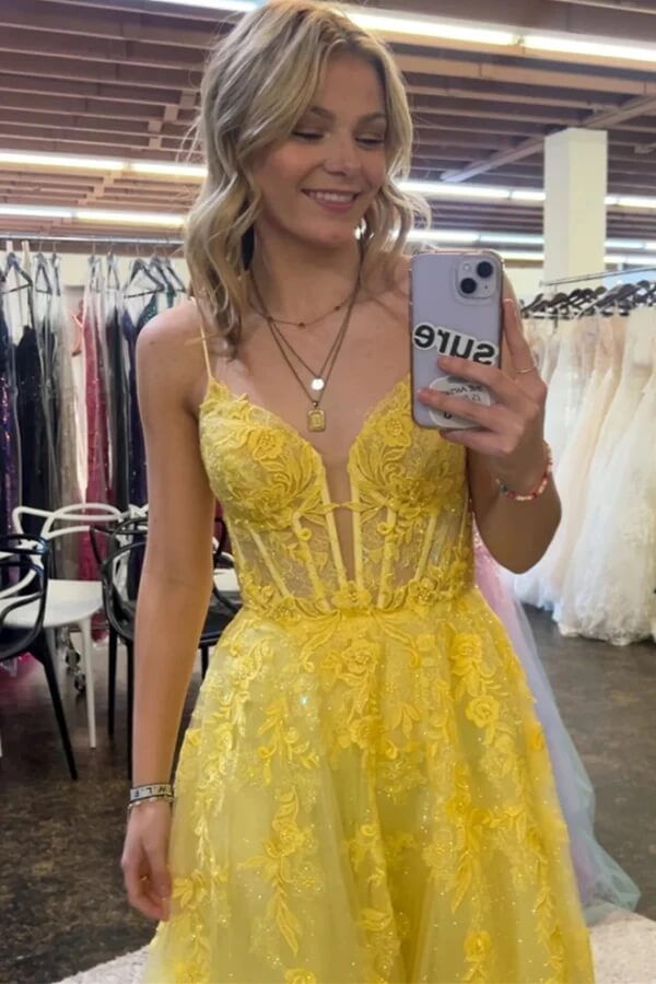 Yellow Tulle A-line V-neck Spaghetti Straps Lace Appliques Prom Dresses, MP912 | long formal dresses | evening long dress | prom dresses online | musebridals.com