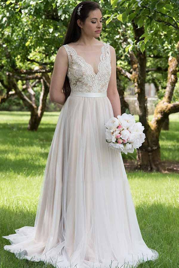 V Neck Bridal Top Elegant Long Sleeve Lace V-neck Bridal Top With Crepe Crop V Neck Bridal Top Elegant Long Sleeve Lace V-neck Bridal Top With Crepe Crop