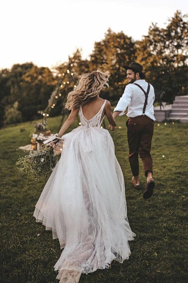 Boho Tulle Lace Sweep Train Wedding Dress Bridal Gown With Feather, MW524 Boho Tulle Lace Sweep Train Wedding Dress Bridal Gown With Feather, MW524