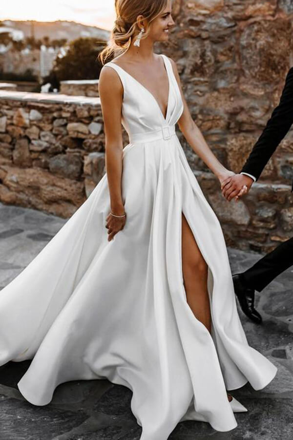 Satin A-line V-neck Sweep Train Wedding Dresses MW621 | Musebridals Satin A-line V-neck Sweep Train Wedding Dresses MW621 | Musebridals