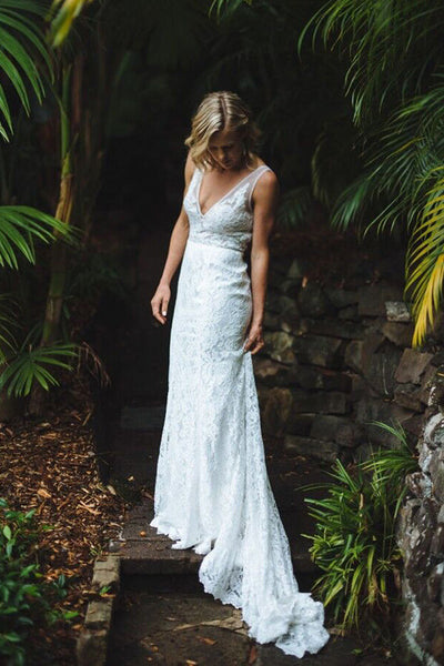 products/IvoryLaceMermaidOpenBackV-neckLongBeachWeddingDresses_MW682_1.jpg