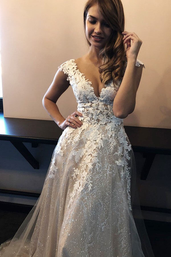 Lace A-line V-neck Sweep Train Wedding Dress MW542 | Musebridals Lace A-line V-neck Sweep Train Wedding Dress MW542 | Musebridals