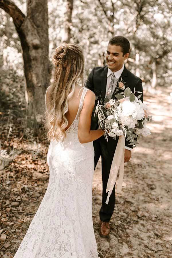 Lace Sheath V-neck Backless Wedding Dresses With Train, Bridal Gowns, MW777 Lace Sheath V-neck Backless Wedding Dresses With Train, Bridal Gowns, MW777