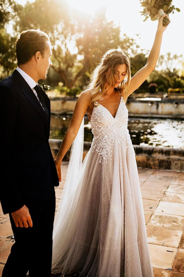 open back tulle wedding dress June Bridals Sexy A-Line Sleeveless Open Back Tulle Country Women's Wedding Dress with Lace Petals Elegant Garden Court Fall