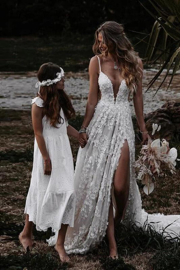 Rustic A-line V-neck Side Slit Lace Beach Wedding Dresses, Bridal Gown,  MW645