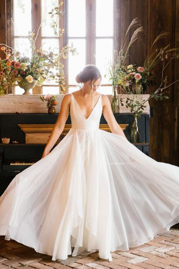 Simple Chiffon Sleeveless Beach Wedding Dresses MW817 | Musebridals Simple Chiffon Sleeveless Beach Wedding Dresses MW817 | Musebridals
