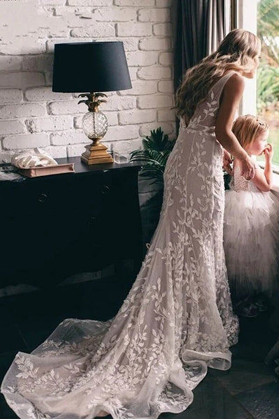 files/GorgeousTulleMermaidVNeckBacklessWeddingDressWithAppliques_MW1169_1.jpg