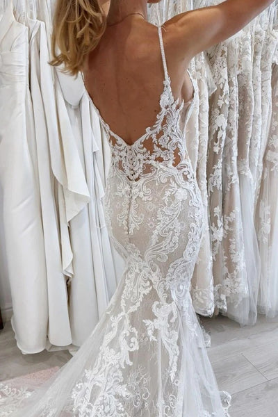 files/GorgeousTulleMermaidVNeckChapelTrainWeddingDressWithAppliques_MW1182_2.jpg