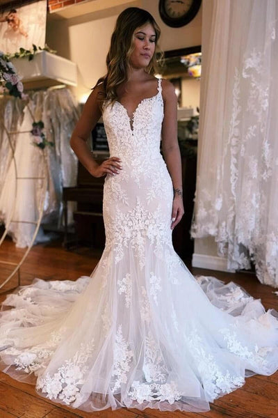 files/GorgeousTulleMermaidVNeckLaceCourtTrainWeddingDresses_MW1248_1.jpg