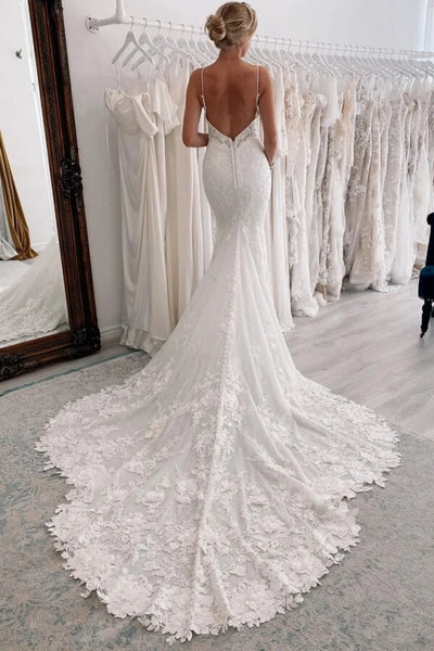 files/GorgeousTulleMermaidVNeckWeddingDressesWithLaceAppliques_MW1313_2.jpg