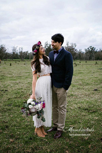 files/IvoryLaceA-lineTwoPiecesShortSleevesBeachWeddingDresses_MW932_3.jpg