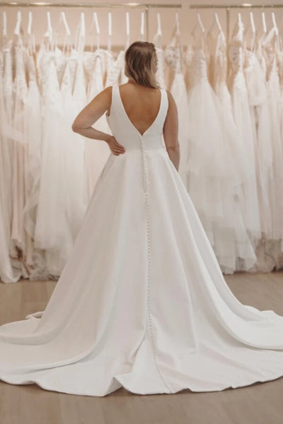 files/IvorySatinALineVNeckWeddingDressesWithCourtTrain_BridalGown_MW1278_1.jpg