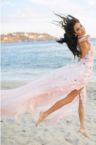 files/LightPinkChiffonLaceALineHalterNeckBacklessBeachWeddingDresses_MW1300_1.jpg