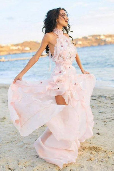 files/LightPinkChiffonLaceALineHalterNeckBacklessBeachWeddingDresses_MW1300_4.jpg