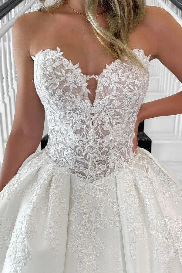Satin Ball Gown Sweetheart Vintage Wedding Dresses With Lace Appliques, MW1071 | strapless wedding dresses | bridal gown | ball gown wedding dress | musebridals.com