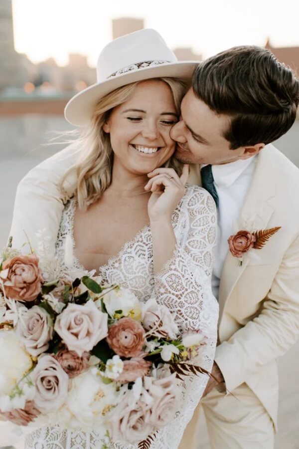 Sheath V-neck Long Sleeves Lace Wedding Dress, MW1047 | Musebridals Sheath V-neck Long Sleeves Lace Wedding Dress, MW1047 | Musebridals