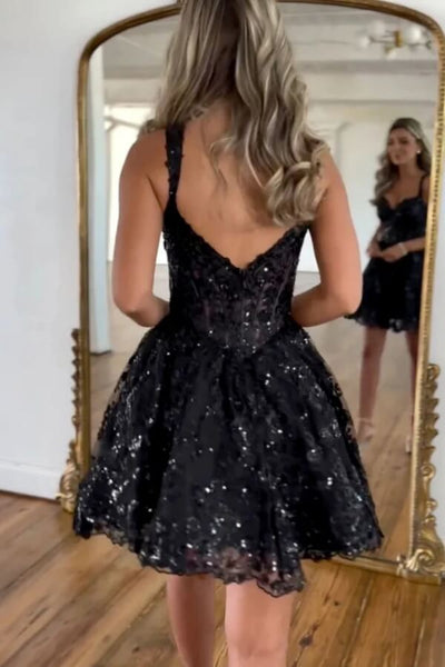 files/ShinyBlackTulleALineSweetheartNeckLaceShortHomecomingDresses_MH698_1.jpg