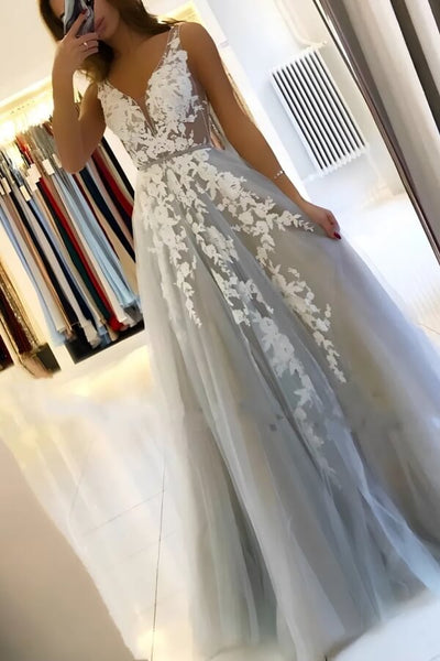 files/SilverTulleALineVNeckClassyLongPromDressesWithLaceAppliques_MP1062_2.jpg