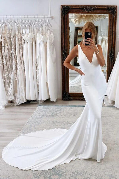 files/SimpleSatinMermaidV-neckLongWeddingDressesWithCourtTrain_MW1063_2.jpg