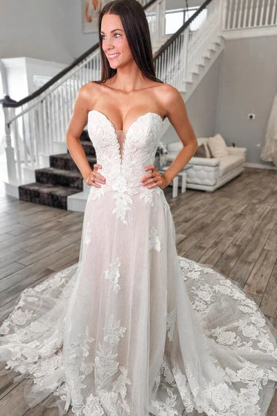 files/TulleALineSweetheartStraplessLaceAppliquesWeddingDresses_MW1107_2.jpg