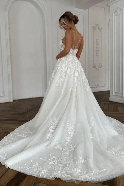 files/TulleALineVNeckCourtTrainWeddingDressesWithLaceAppliques_MW1251_1.jpg