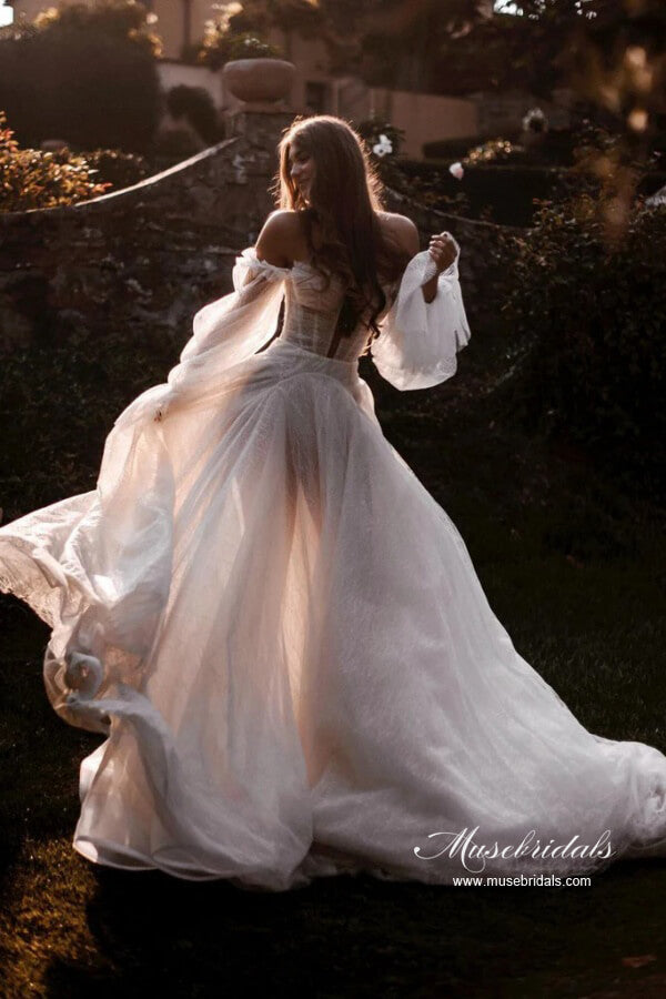 Tulle A-line Sweetheart Lace Long Sleeves Chapel Train Wedding Dresses, MW1048 | long sleeve wedding dress | wedding dress stores | bohemian wedding dresses | musebridals.com