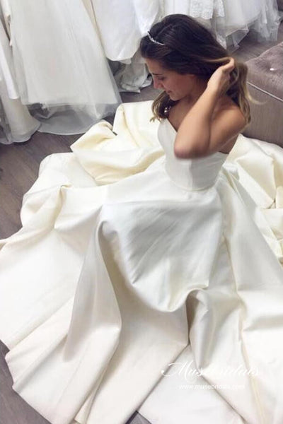 products/ClassicIvorySatinStraplessOffShoulderCathedralTrainWeddingDresses_MW612_1.jpg