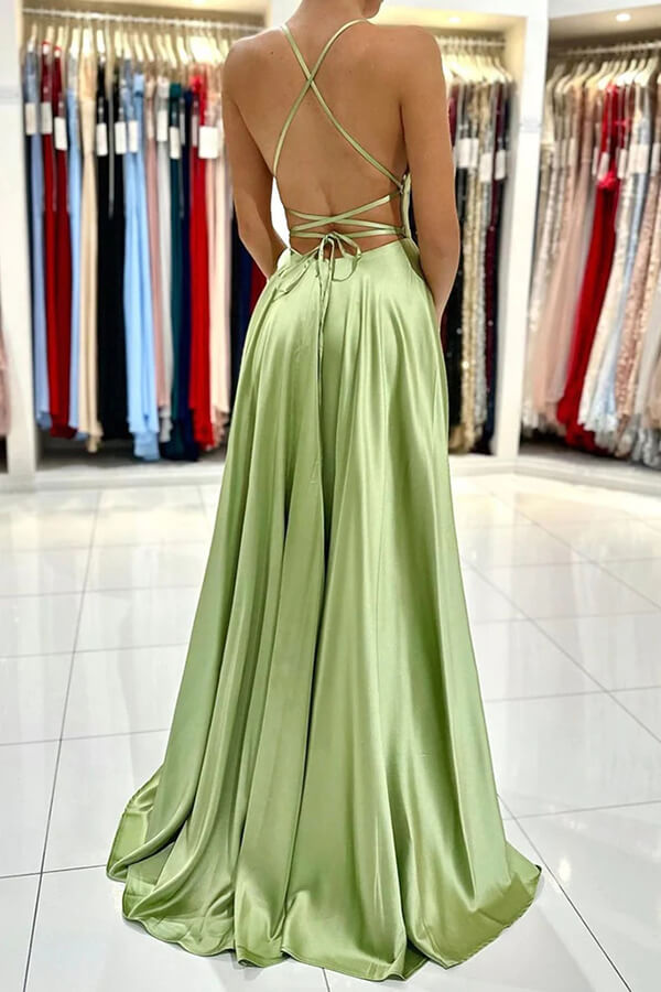 Evening dresses | long prom dresses | green prom dresses | musebridals.com