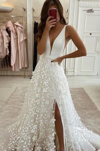 products/IvoryA-lineSatinTulle3DFlowersV-neckWeddingDressesWithSlitMW634_1.jpg