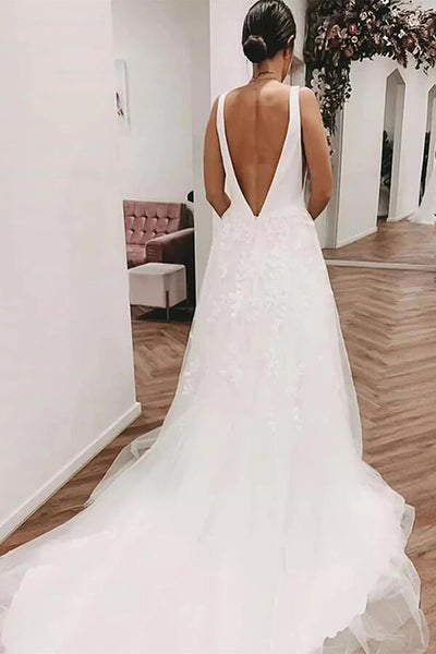 products/IvoryTulleLaceDeepV-neckWeddingDressesWithTrain_BridalGowns_MW820_1.jpg