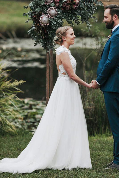 products/IvoryTulleRusticLaceAppliquesV-neckWeddingDresses_BridalGowns_MW565_2.jpg