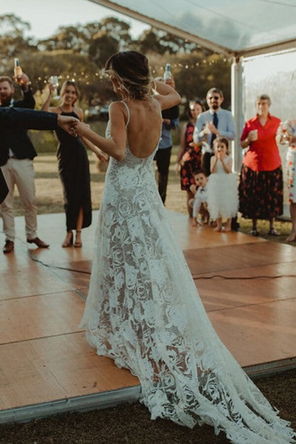 Lace Sheath Backless Spaghetti Strap Wedding Dress MW657 | Musebridals Lace Sheath Backless Spaghetti Strap Wedding Dress MW657 | Musebridals