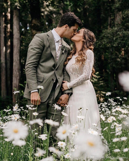 Elegant Scoop Long Sleeve Chiffon Wedding Dresses with Lace Backless I Musebridals Elegant Scoop Long Sleeve Chiffon Wedding Dresses with Lace Backless I Musebridals