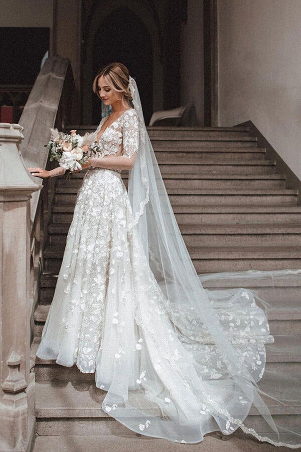 Lace A-line V-neck Long Sleeves Wedding Dresses MW681