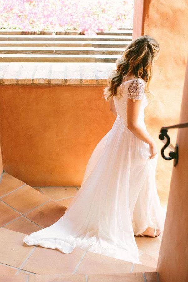 Cheap Chiffon Sweetheart Wedding Dresses with Beading And Short Train, MW123 at musebridals.com