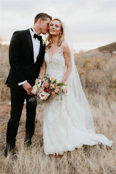products/SheathBeadedV-neckBacklessLaceWeddingDresses_WeddingGowns_MW704_1.jpg