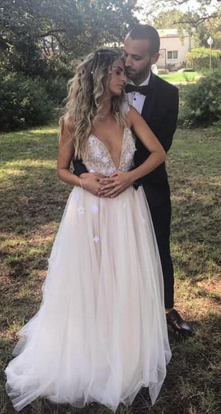 products/SimpleLaceTopSpaghettiStrapsA-LineSweepTrainLongWeddingDresses_MW324_1.jpg