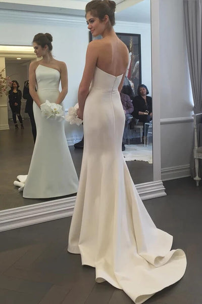products/SimpleMermaidIvoryStraplessWeddingDressesWithTrain_WeddingGown_MW781_1.jpg