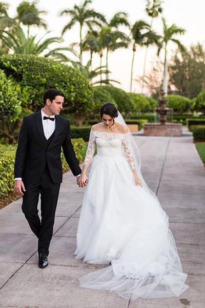 products/TulleAlineLaceLongSleeveOffShoulderWeddingDress_BridalGown_MW536_2.jpg