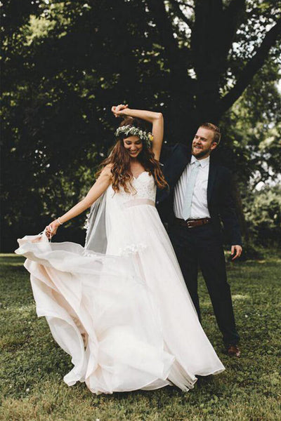 products/TulleLaceA-lineSpaghettiStrapsSweetheartWeddingDressesWithTrain_MW652_4.jpg